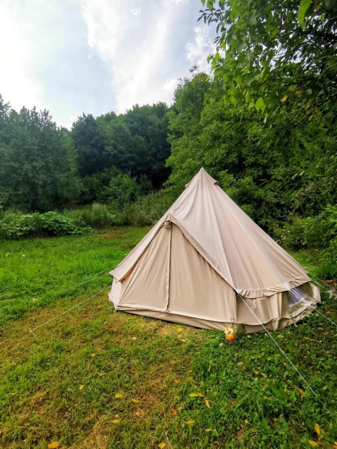 Hotel Luna Rock Glamping Brezoi - Blue Scai Exterior foto