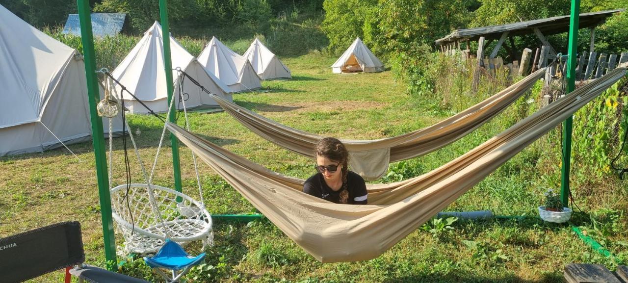 Luna Rock Glamping Brezoi - Blue Scai Exterior foto