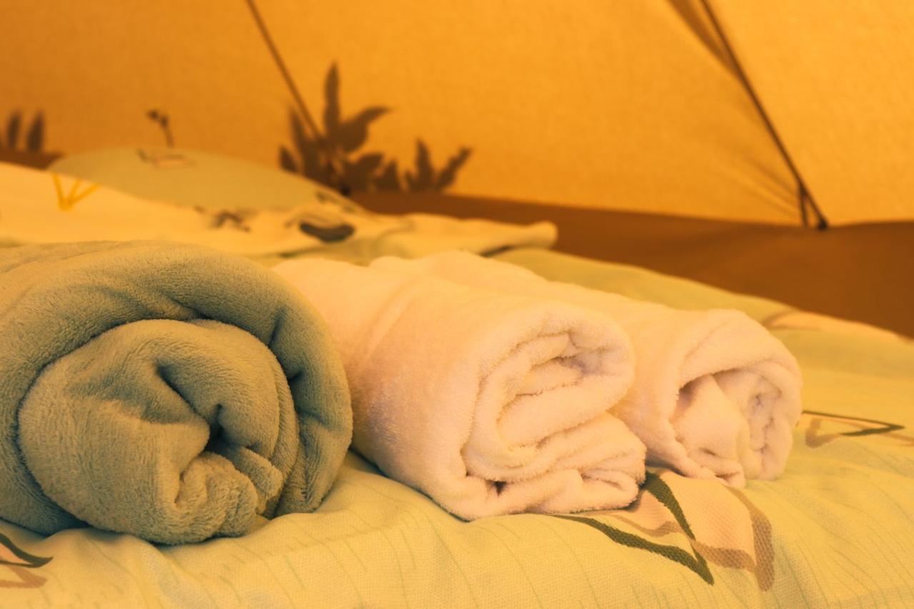 Luna Rock Glamping Brezoi - Blue Scai Exterior foto