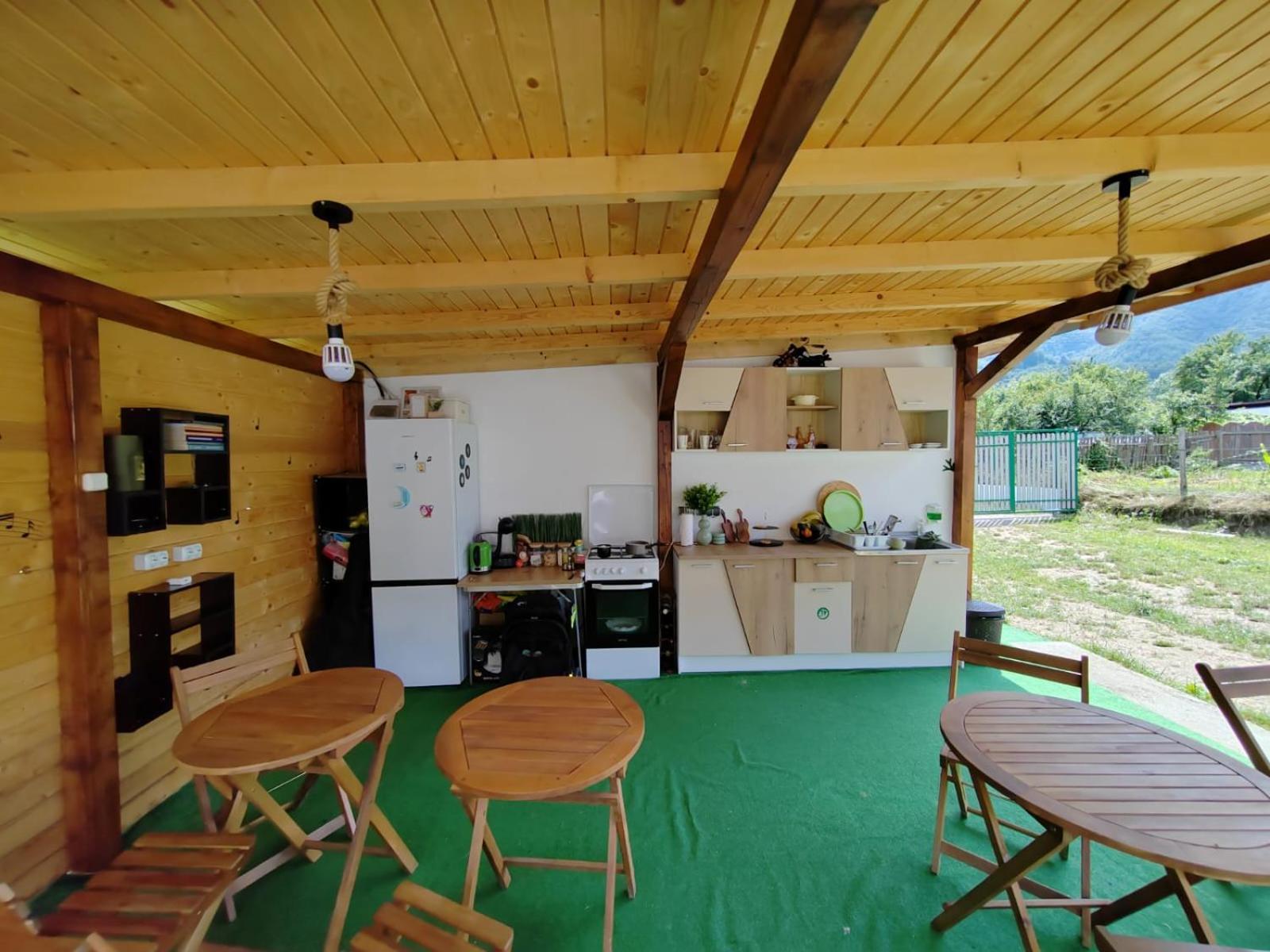 Luna Rock Glamping Brezoi - Blue Scai Exterior foto