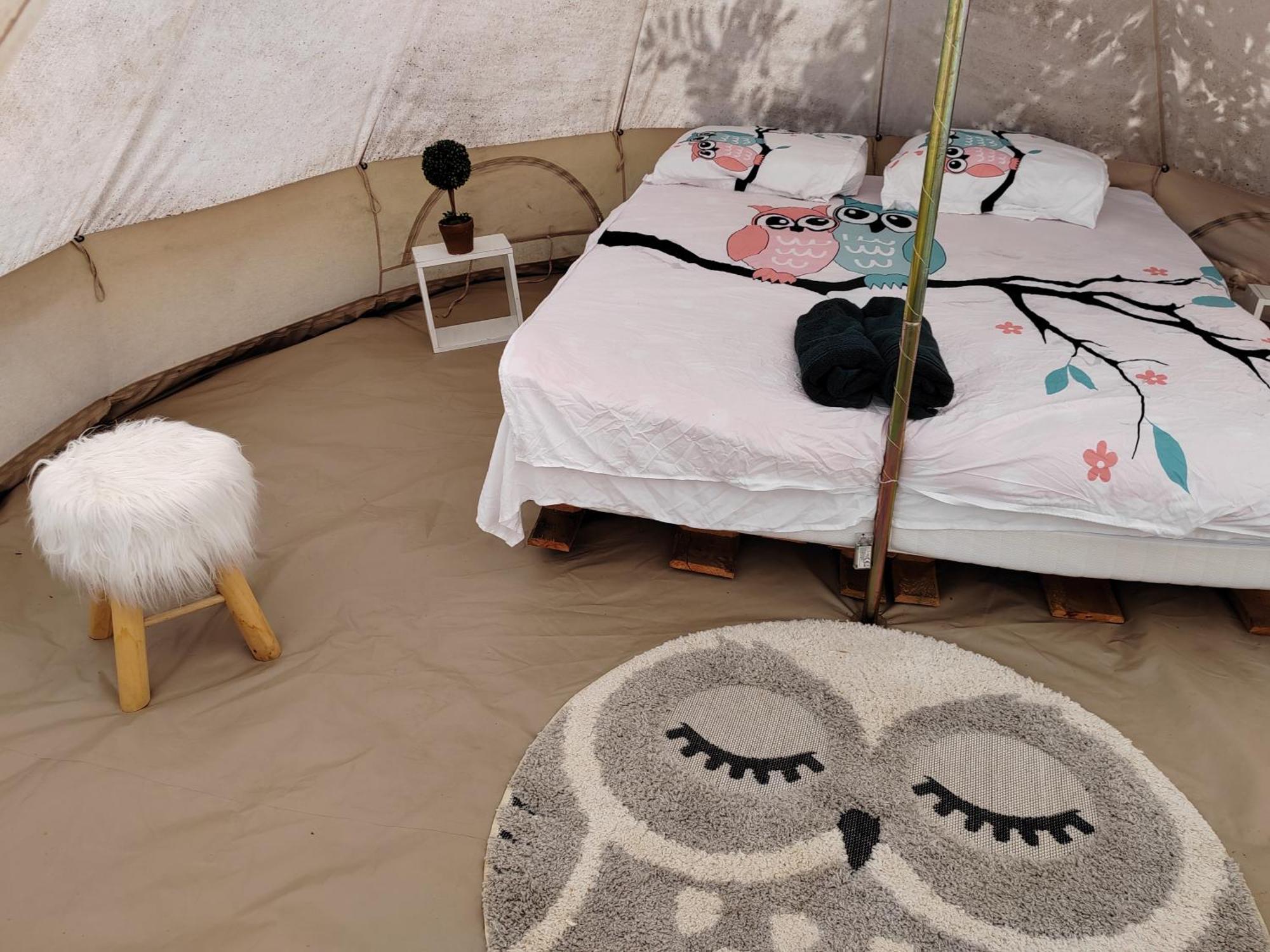 Luna Rock Glamping Brezoi - Blue Scai Exterior foto
