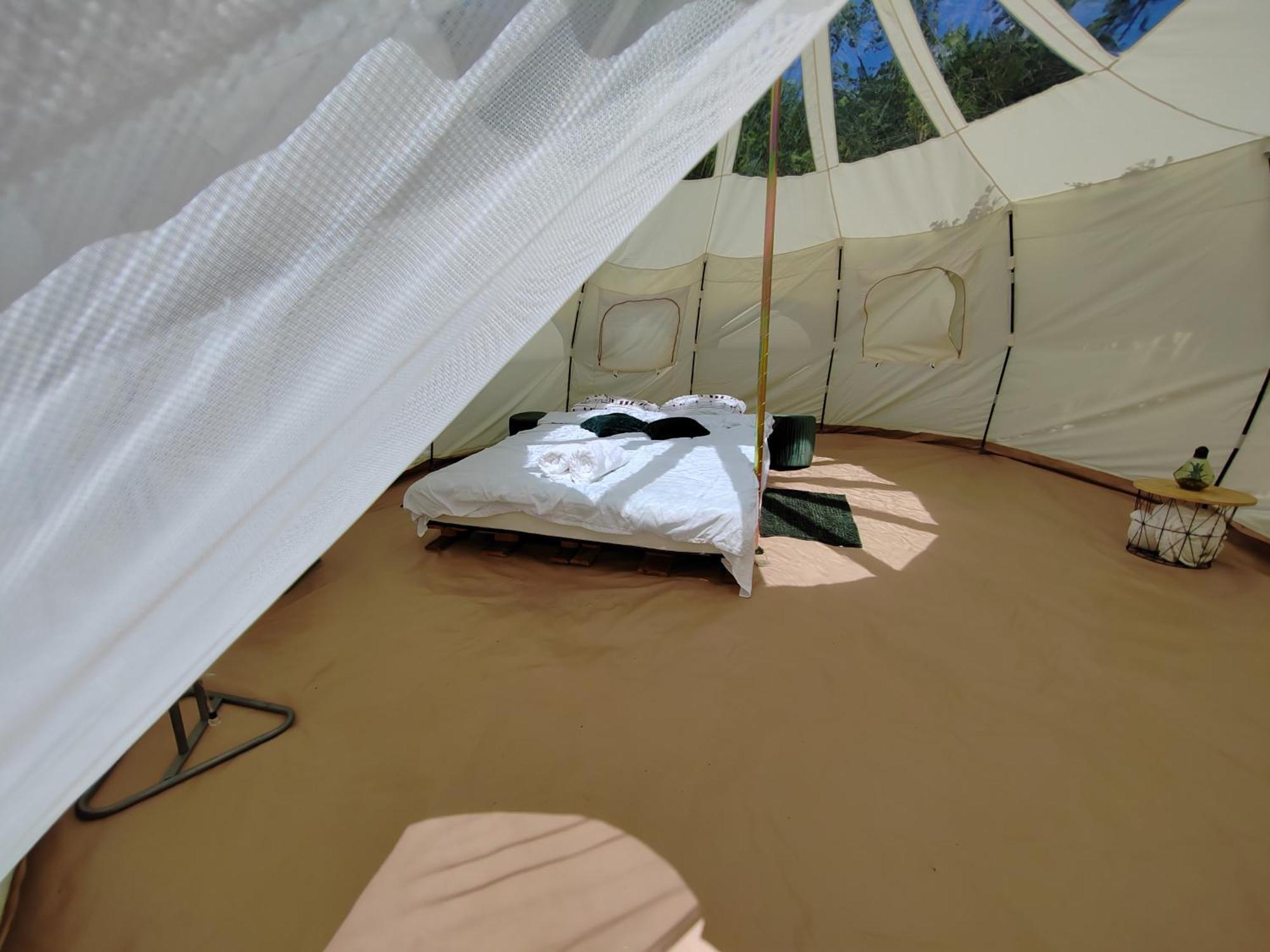 Luna Rock Glamping Brezoi - Blue Scai Exterior foto