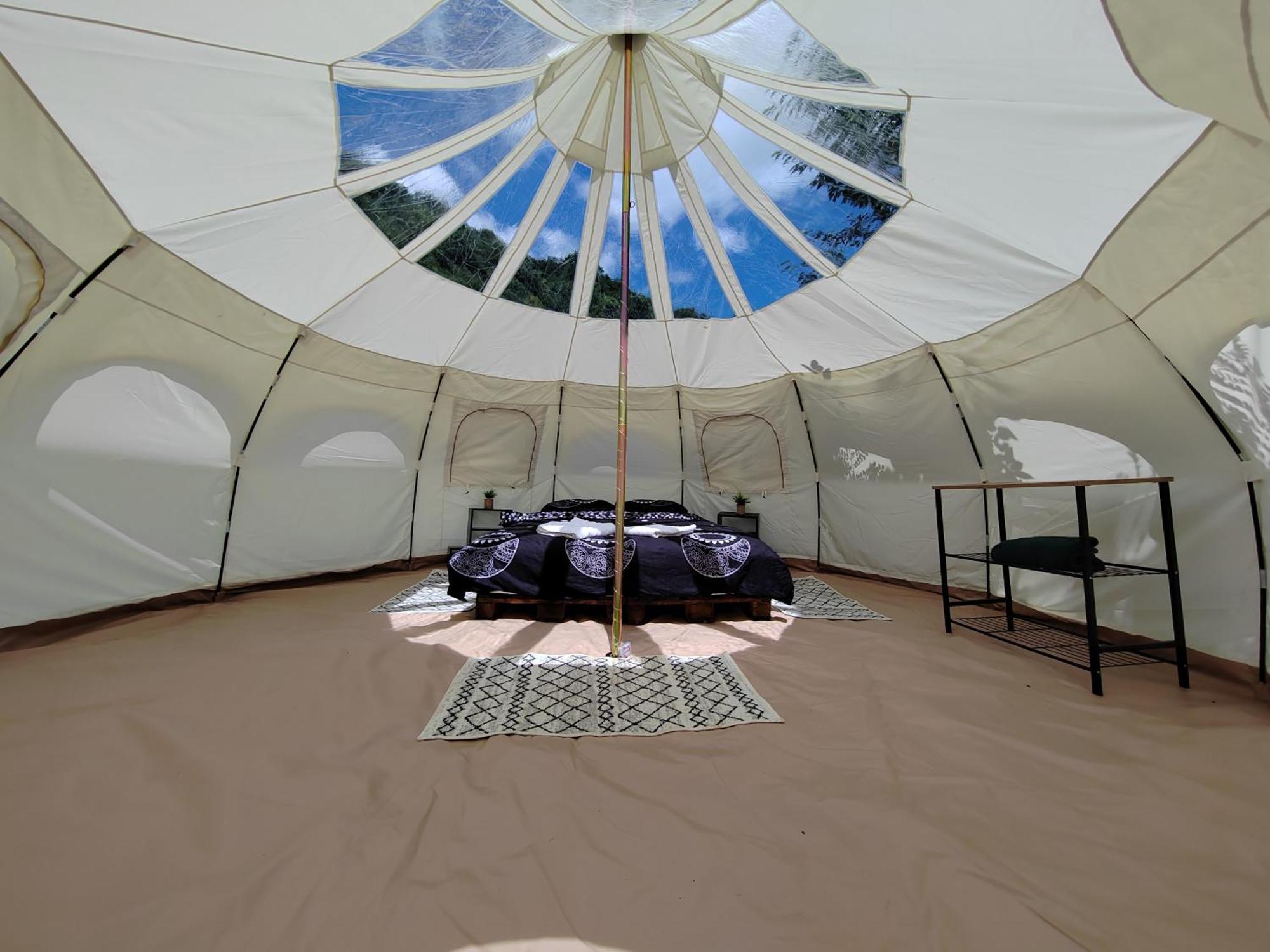 Luna Rock Glamping Brezoi - Blue Scai Exterior foto