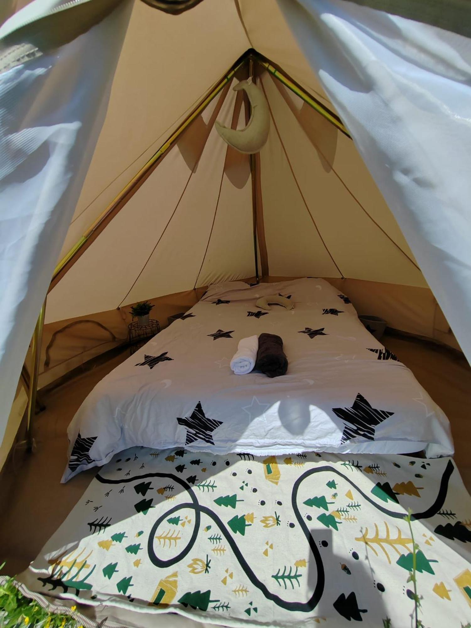 Luna Rock Glamping Brezoi - Blue Scai Exterior foto
